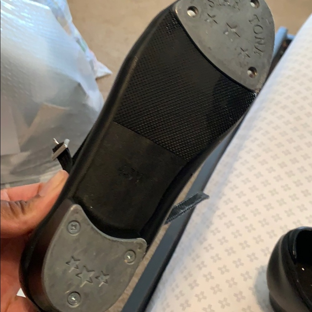 Tap shoes - Picture 4 of 5